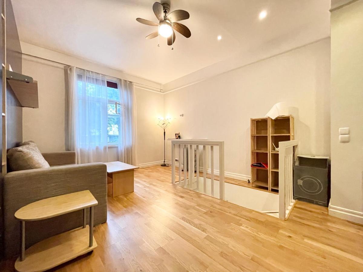 Apartamento Cosy Studio In Historical Building. City Center Tallin Exterior foto