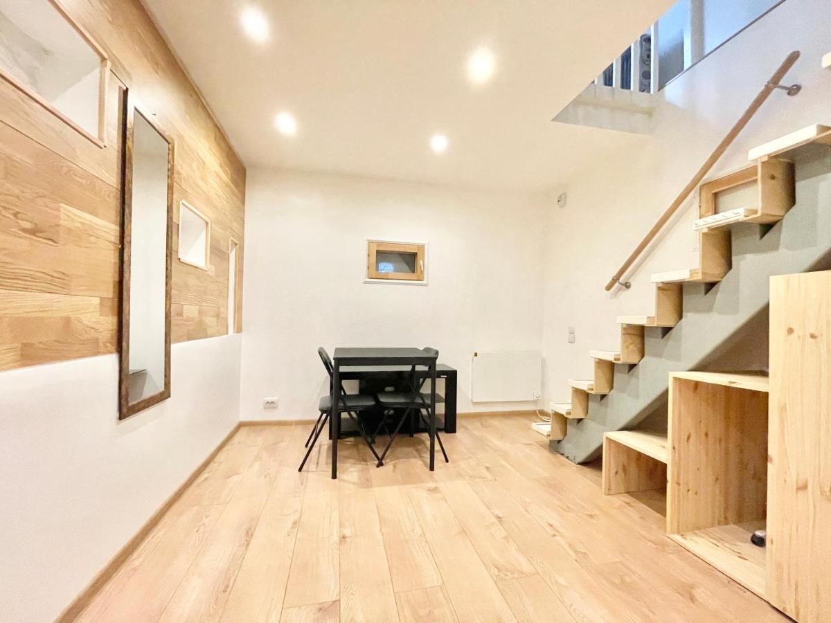 Apartamento Cosy Studio In Historical Building. City Center Tallin Exterior foto
